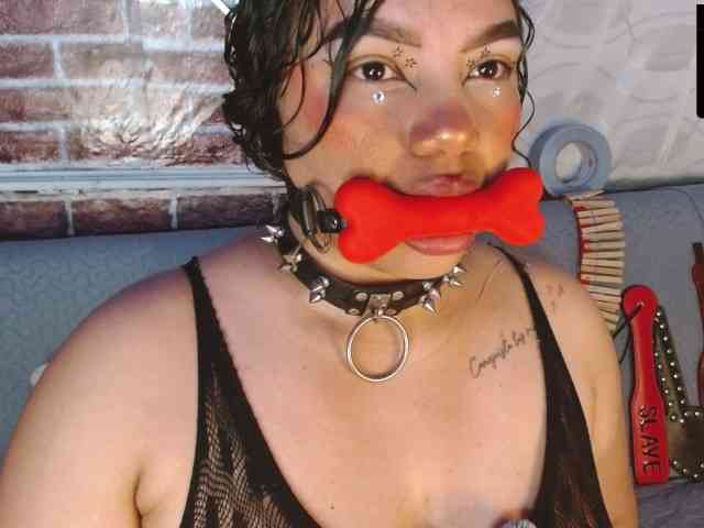 Leidy12 webcam