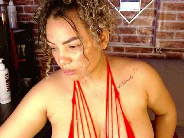 Leidy12 webcam