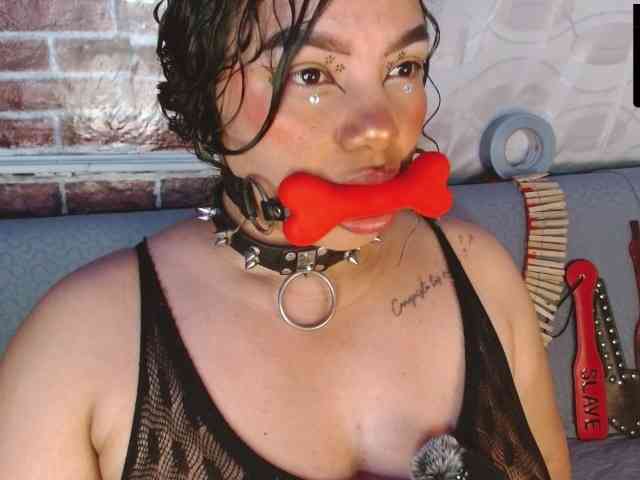 Leidy12 webcam
