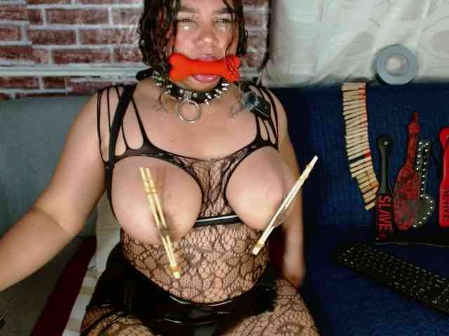 Leidy12 webcam