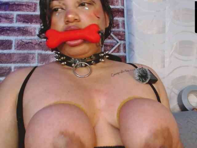 Leidy12 webcam
