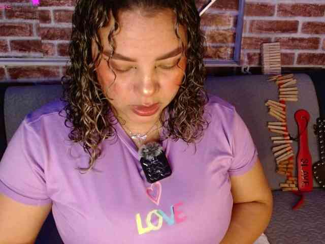 Leidy12 webcam