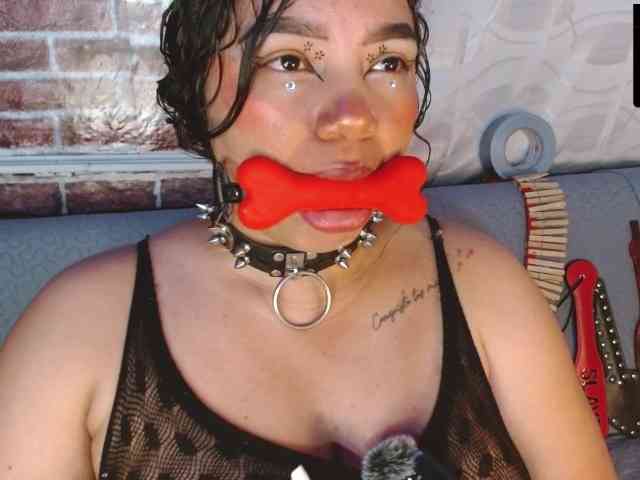 Leidy12 webcam