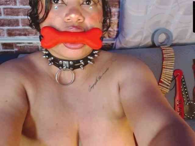 Leidy12 webcam