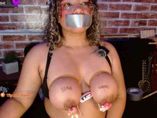 Leidy12 webcam