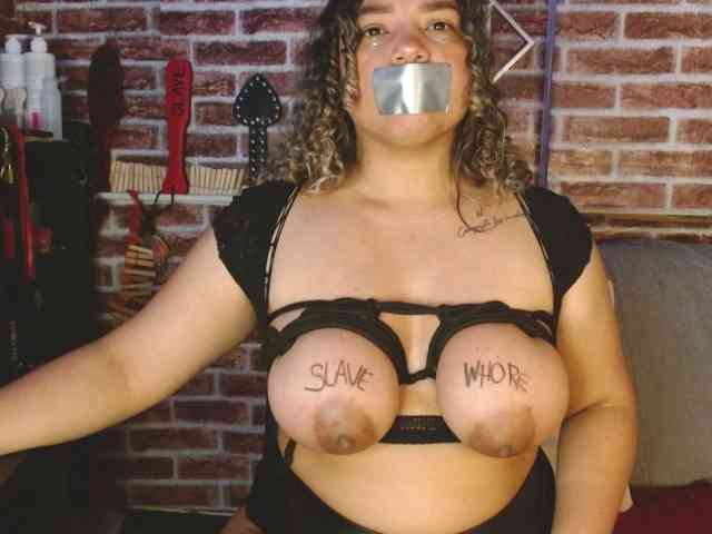 Leidy12 webcam