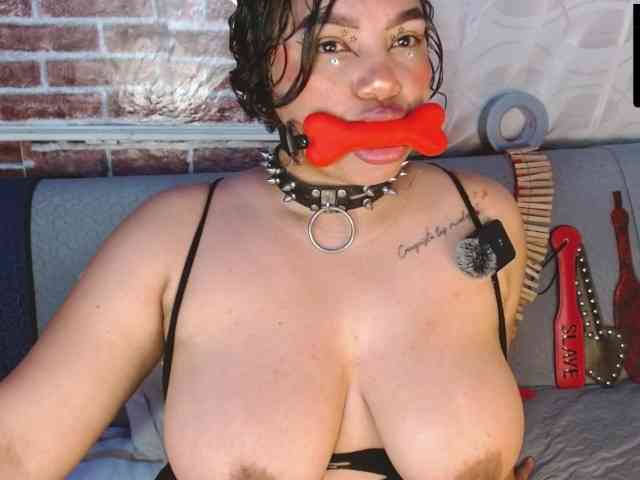 Leidy12 webcam