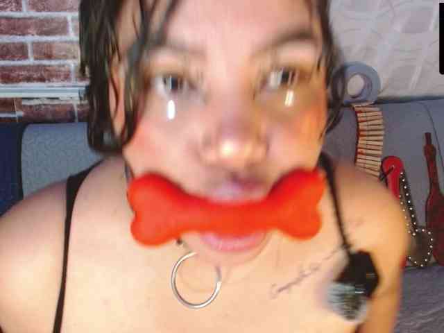 Leidy12 webcam