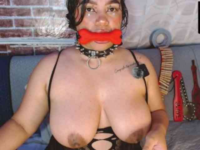 Leidy12 webcam