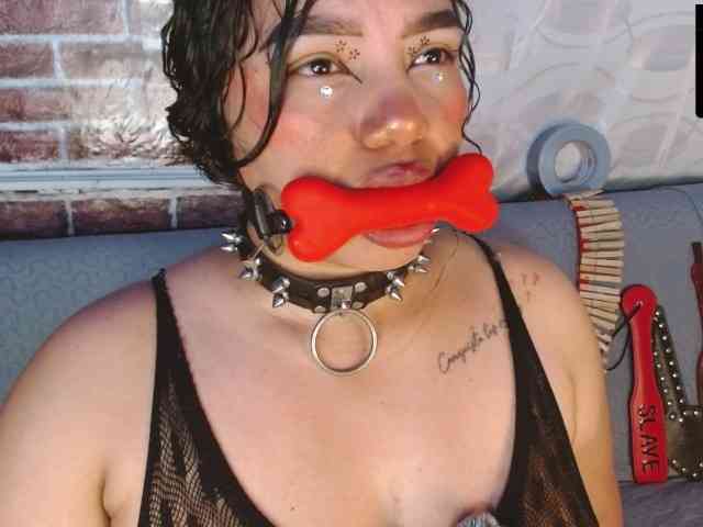 Leidy12 webcam