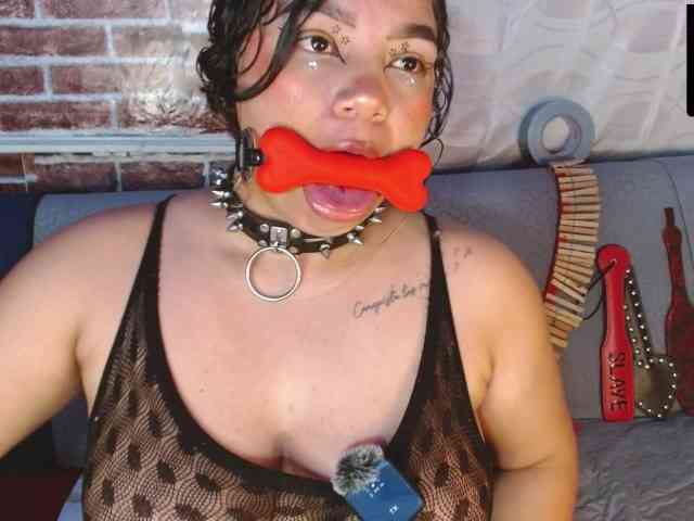 Leidy12 webcam