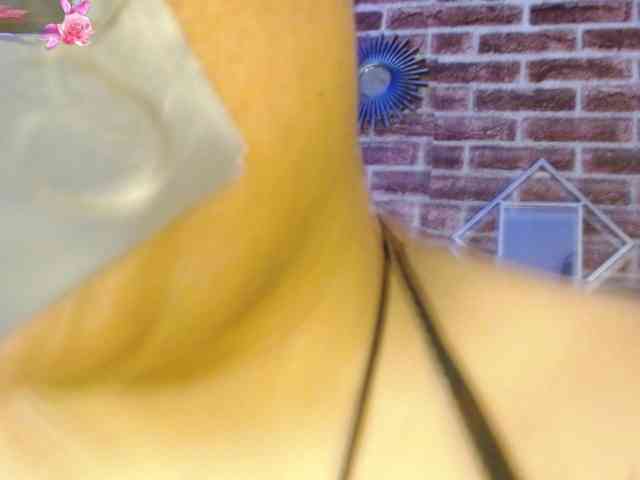 Leidy12 webcam