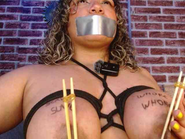 Leidy12 webcam