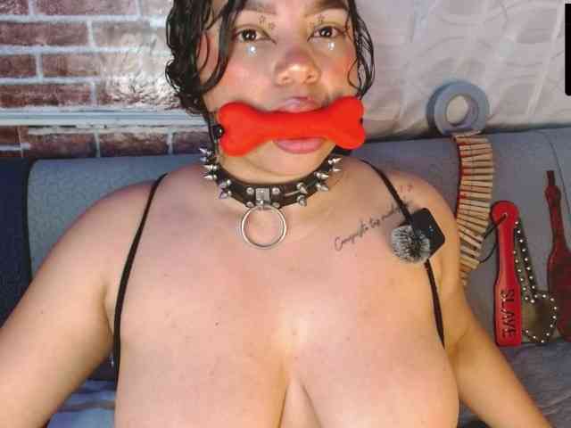 Leidy12 webcam
