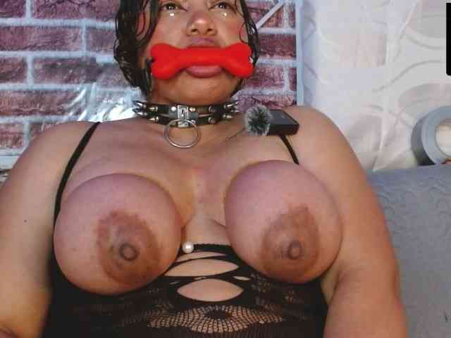 Leidy12 webcam