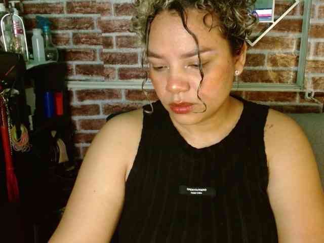 Leidy12 webcam