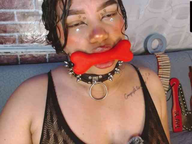 Leidy12 webcam