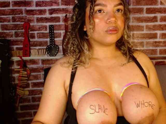 Leidy12 webcam