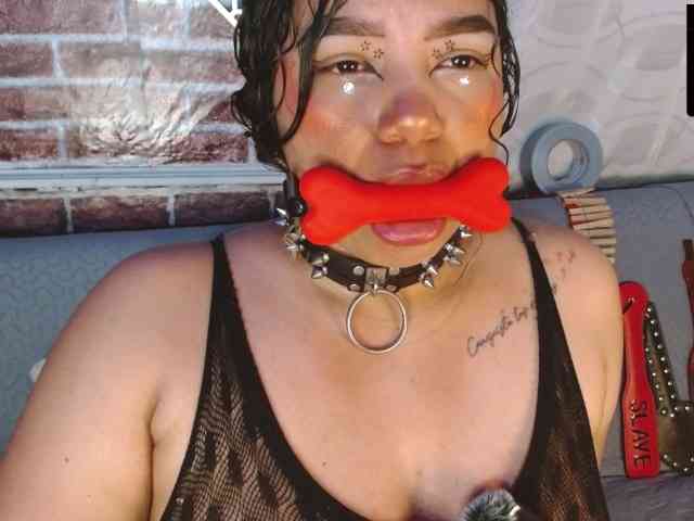 Leidy12 webcam