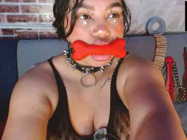 Leidy12 webcam