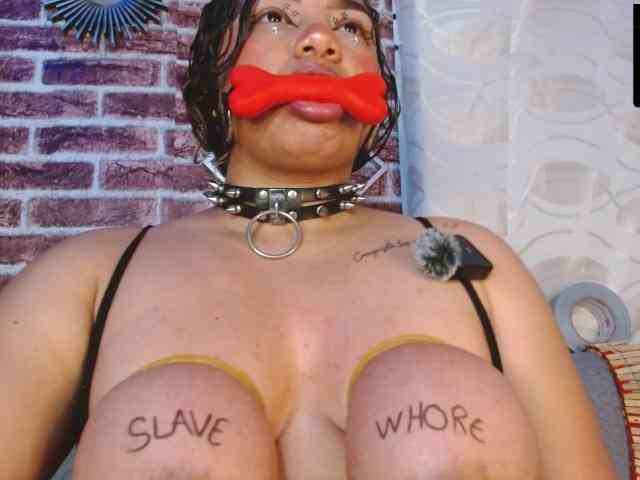 Leidy12 webcam