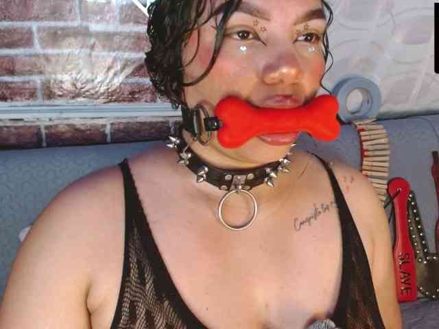 Leidy12 webcam