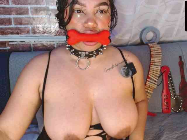 Leidy12 webcam