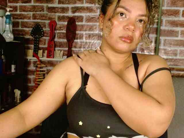 Leidy12 webcam
