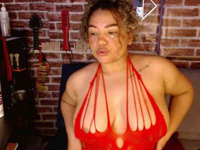 Leidy12 webcam