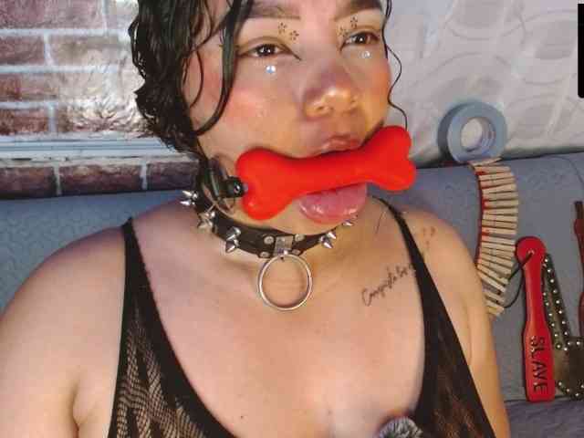 Leidy12 webcam