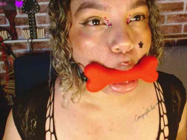 Leidy12 webcam