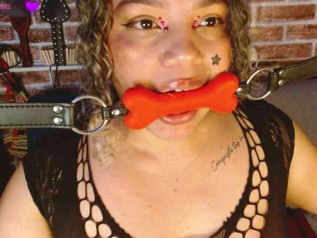 Leidy12 webcam