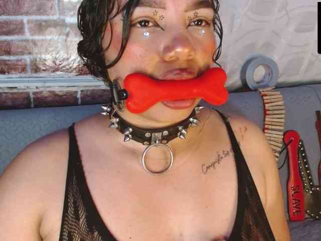 Leidy12 webcam