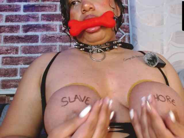 Leidy12 webcam