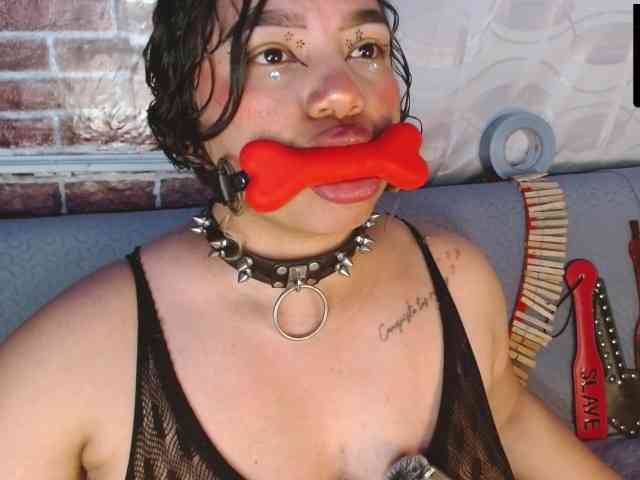Leidy12 webcam