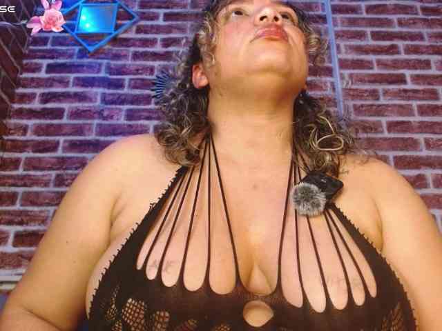 Leidy12 webcam