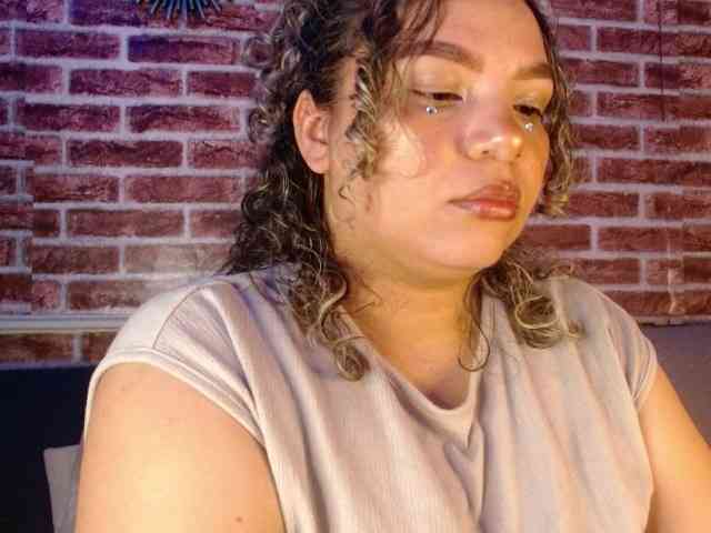 Leidy12 webcam