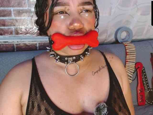 Leidy12 webcam
