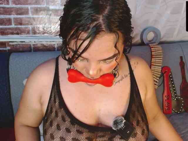 Leidy12 webcam
