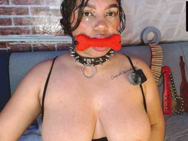 Leidy12 webcam