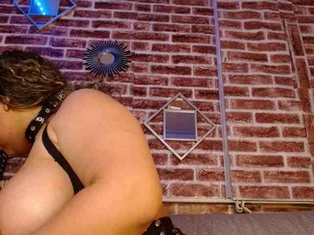 Leidy12 webcam