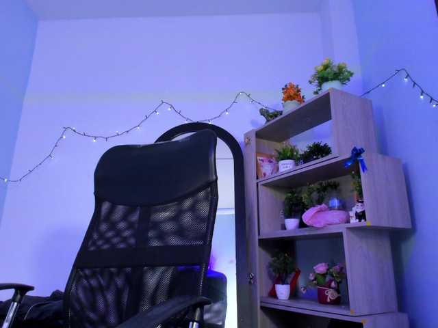 IsabellaSummer live cam on BongaCams
