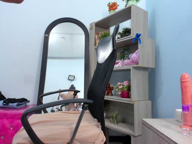IsabellaSummer Live Cam on BongaCams