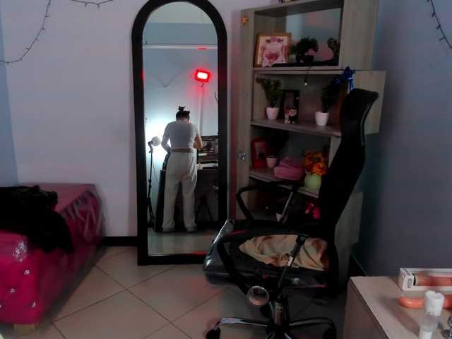 IsabellaSummer live cam on BongaCams