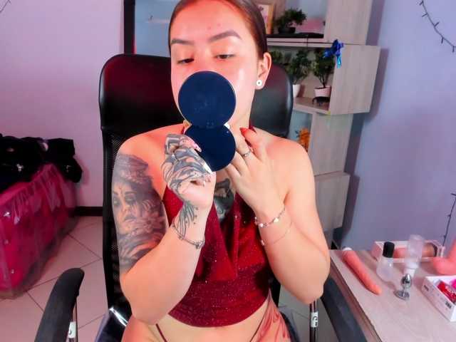 IsabellaSummer live cam on BongaCams