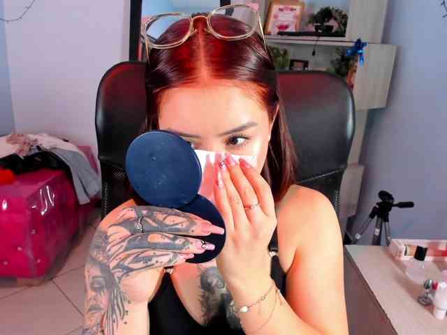 IsabellaSummer webcam