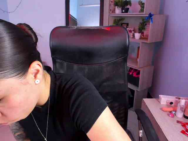 IsabellaSummer webcam