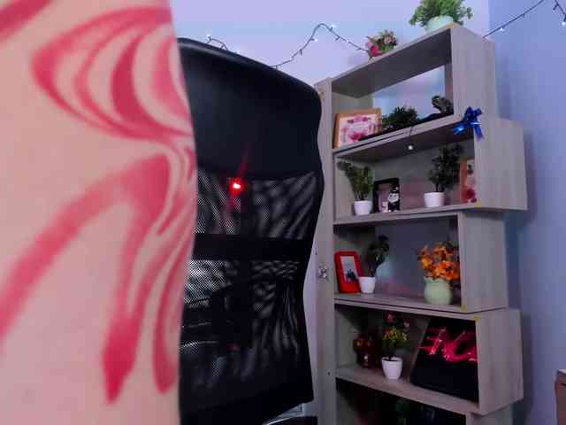 IsabellaSummer webcam