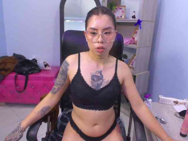 IsabellaSummer webcam