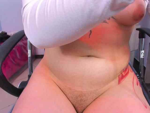 IsabellaSummer webcam